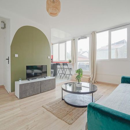 Complete 1Br With Balcony Only 5 Min. On Foot To Metro By Doorman Saint-Ouen (Seine-Saint-Denis) Exterior foto