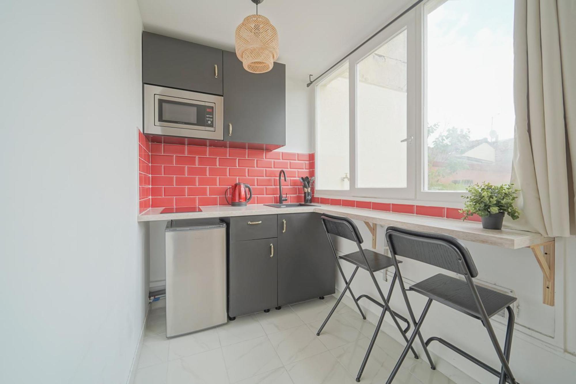 Complete 1Br With Balcony Only 5 Min. On Foot To Metro By Doorman Saint-Ouen (Seine-Saint-Denis) Exterior foto